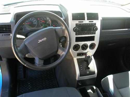 Jeep Patriot 2008 photo 2