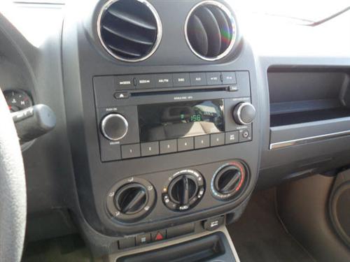Jeep Patriot 2009 photo 1