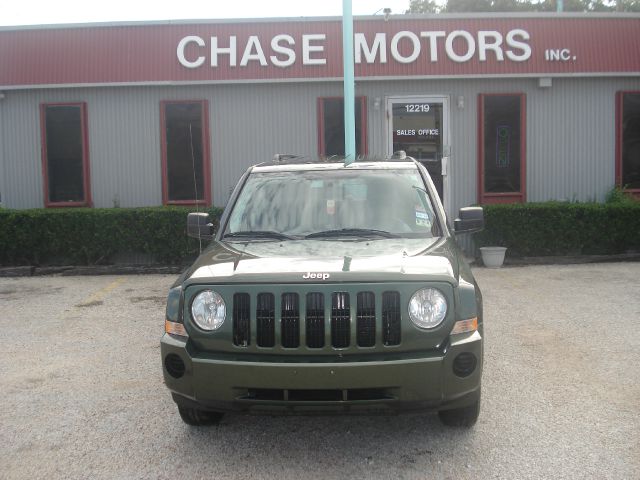Jeep Patriot 2009 photo 2
