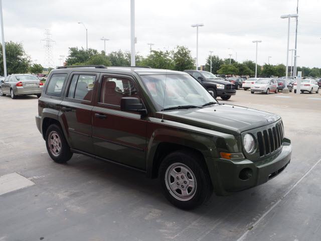 Jeep Patriot 2009 photo 2