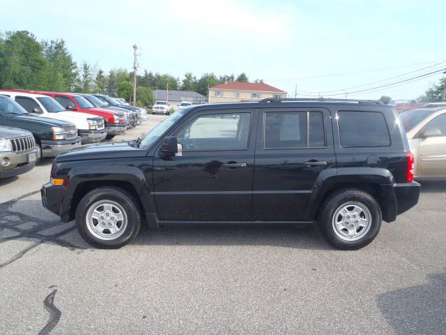 Jeep Patriot 2009 photo 1