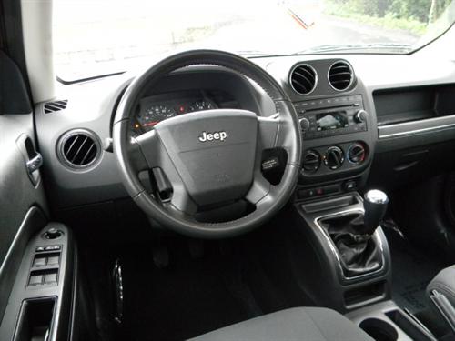 Jeep Patriot 2009 photo 1