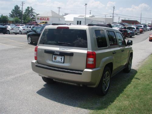 Jeep Patriot 2009 photo 2