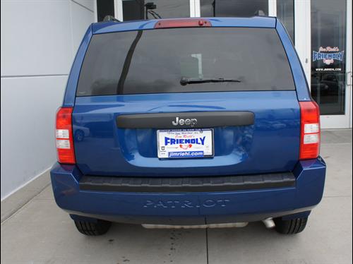 Jeep Patriot 2009 photo 1