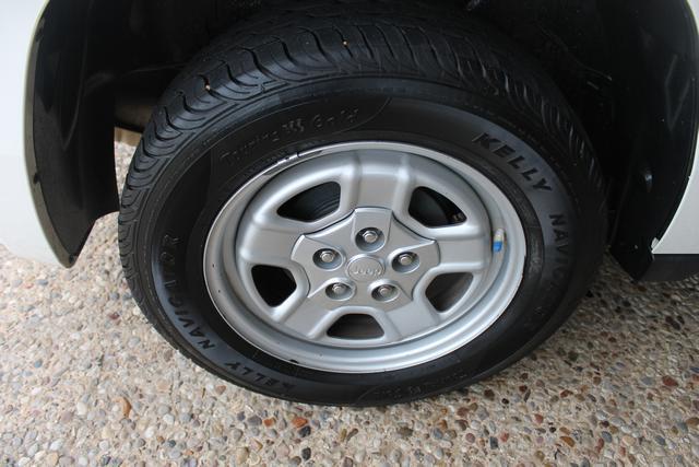 Jeep Patriot 2009 photo 6