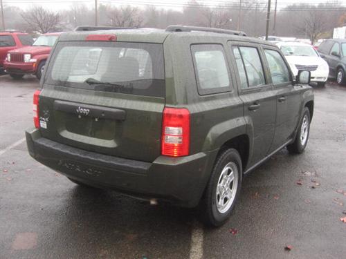 Jeep Patriot 2009 photo 2