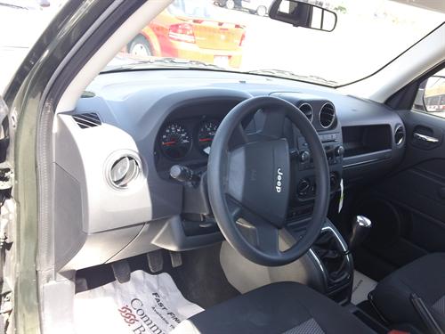 Jeep Patriot 2009 photo 3