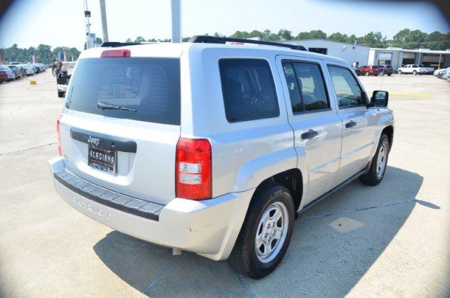 Jeep Patriot 2009 photo 4