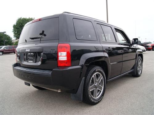 Jeep Patriot 2009 photo 2