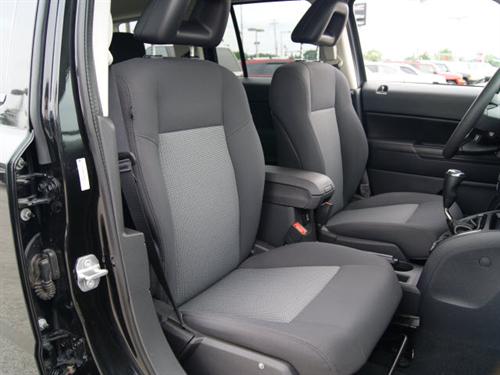 Jeep Patriot 2009 photo 4