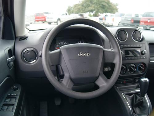 Jeep Patriot 2009 photo 5