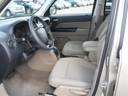 Jeep Patriot 2009 photo 2