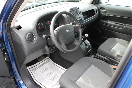 Jeep Patriot 2009 photo 3