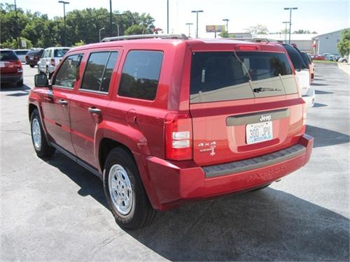 Jeep Patriot 2009 photo 2