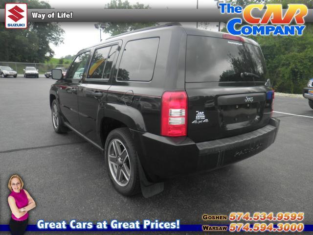 Jeep Patriot 2009 photo 2