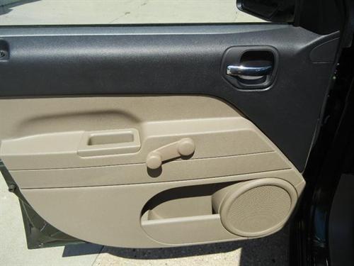 Jeep Patriot 2009 photo 1