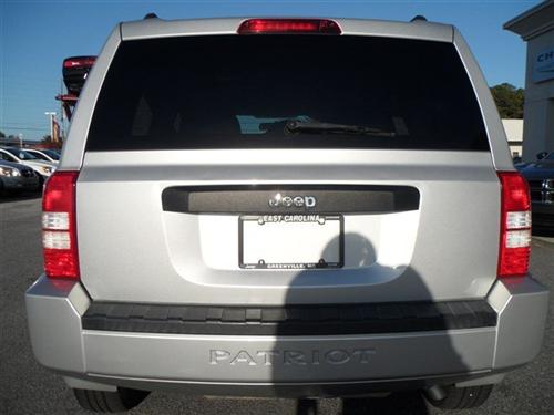 Jeep Patriot 2009 photo 1