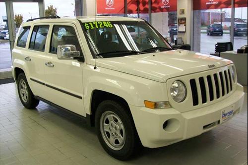 Jeep Patriot 2009 photo 2