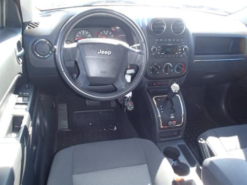 Jeep Patriot 2009 photo 3