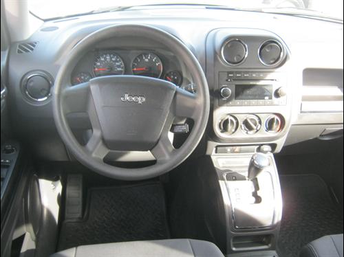 Jeep Patriot 2009 photo 3