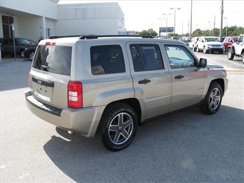 Jeep Patriot 2009 photo 2