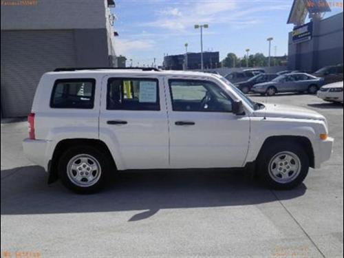 Jeep Patriot 2009 photo 3