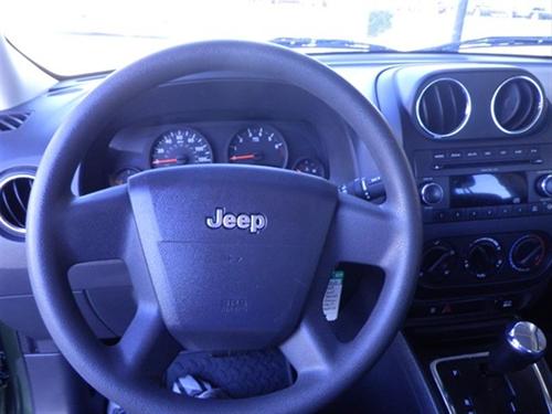 Jeep Patriot 2009 photo 1