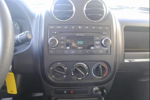 Jeep Patriot 2009 photo 2