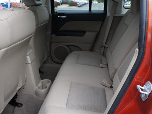 Jeep Patriot 2009 photo 2