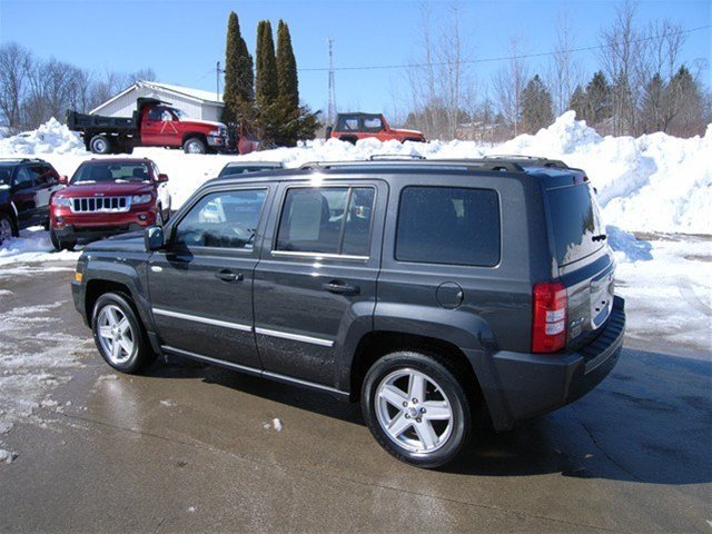 Jeep Patriot 2010 photo 1