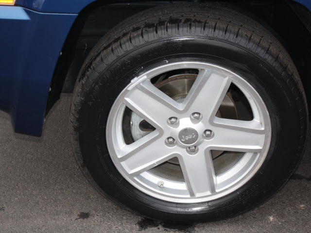 Jeep Patriot 2010 photo 3