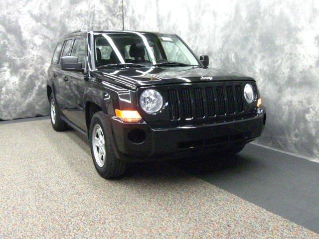 Jeep Patriot 2010 photo 1