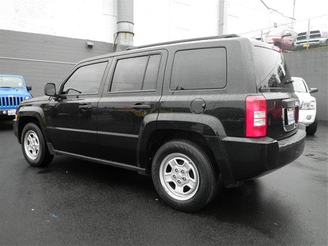 Jeep Patriot 2010 photo 1