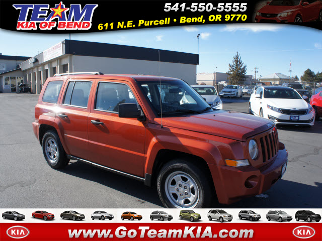 Jeep Patriot 2010 photo 1