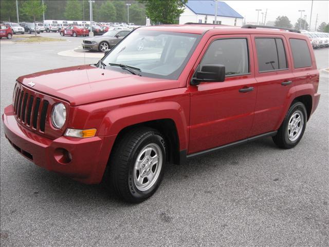 Jeep Patriot 2010 photo 2