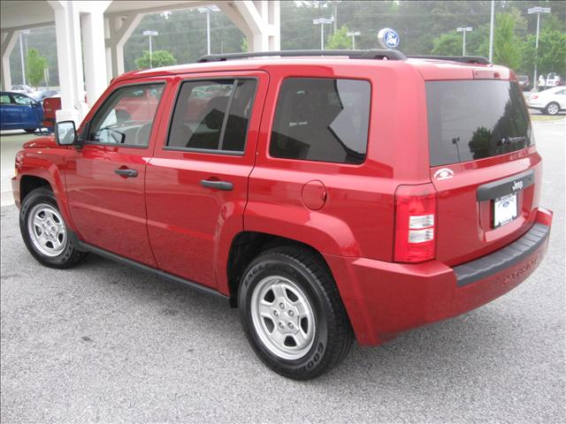 Jeep Patriot 2010 photo 3