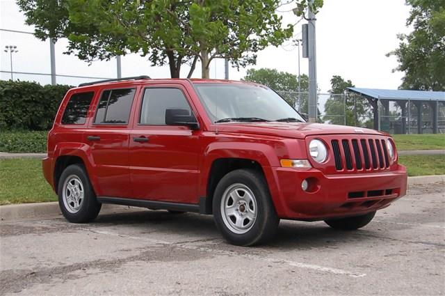 Jeep Patriot 2010 photo 4