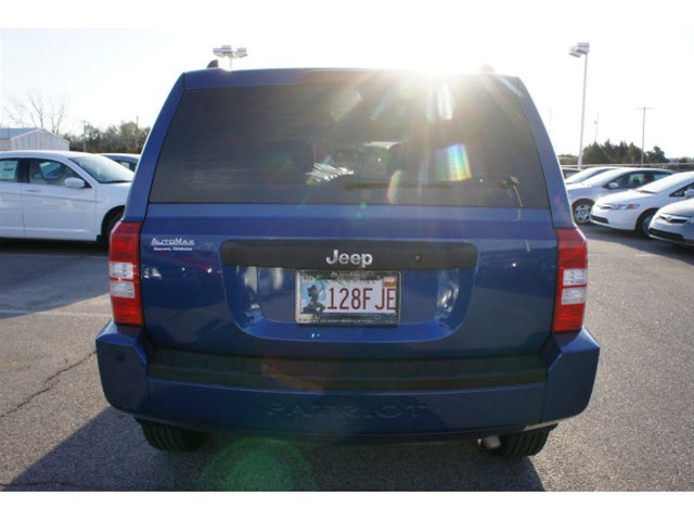 Jeep Patriot 2010 photo 3