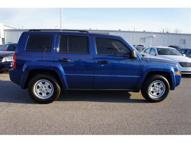 Jeep Patriot 2010 photo 5