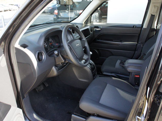 Jeep Patriot 2010 photo 1