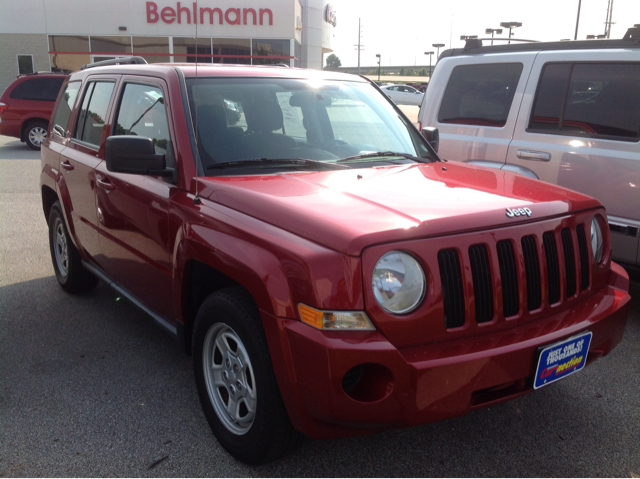 Jeep Patriot 2010 photo 1