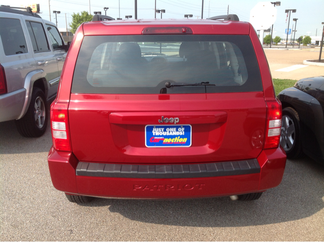 Jeep Patriot 2010 photo 4