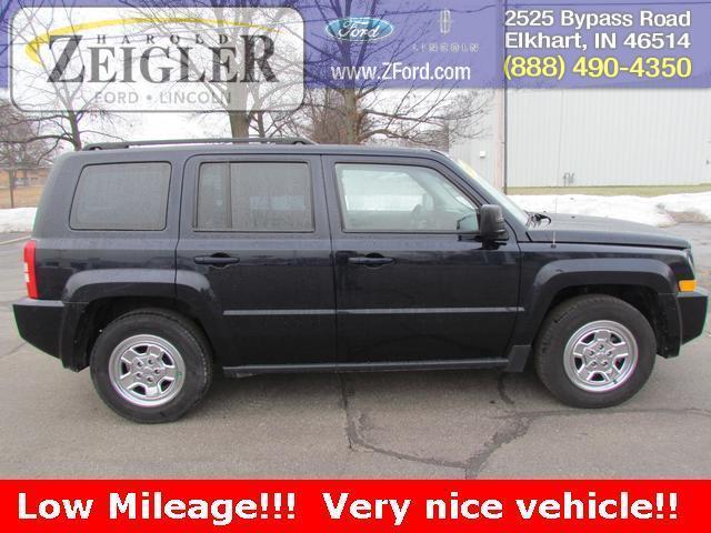 Jeep Patriot 2010 photo 1