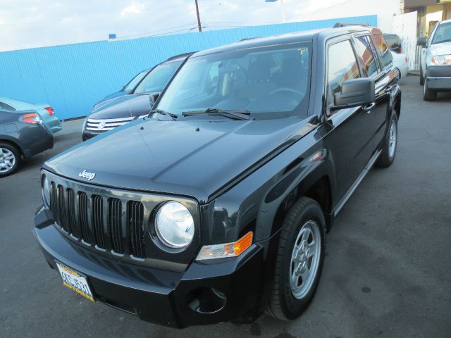 Jeep Patriot 2010 photo 4