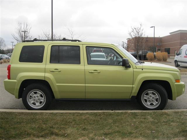 Jeep Patriot 2010 photo 3
