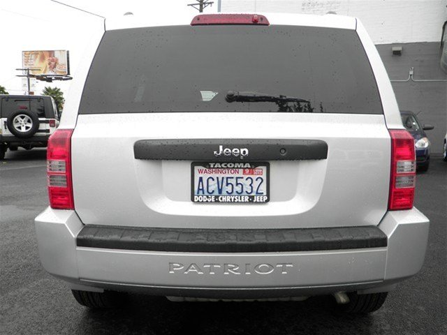 Jeep Patriot 2010 photo 1