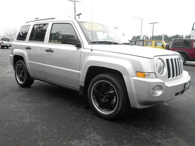 Jeep Patriot 2010 photo 2
