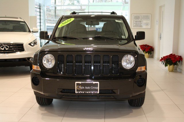 Jeep Patriot 2010 photo 1