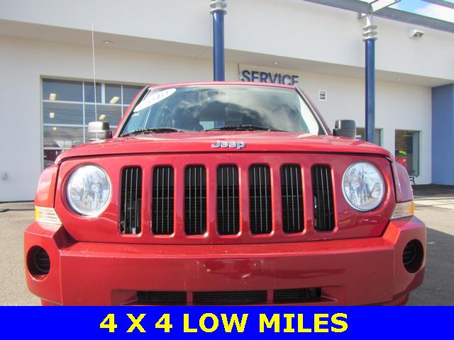 Jeep Patriot 2010 photo 4