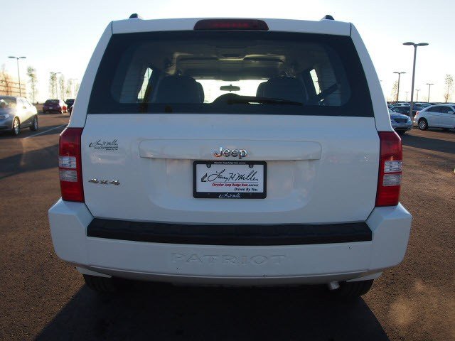 Jeep Patriot 2010 photo 1